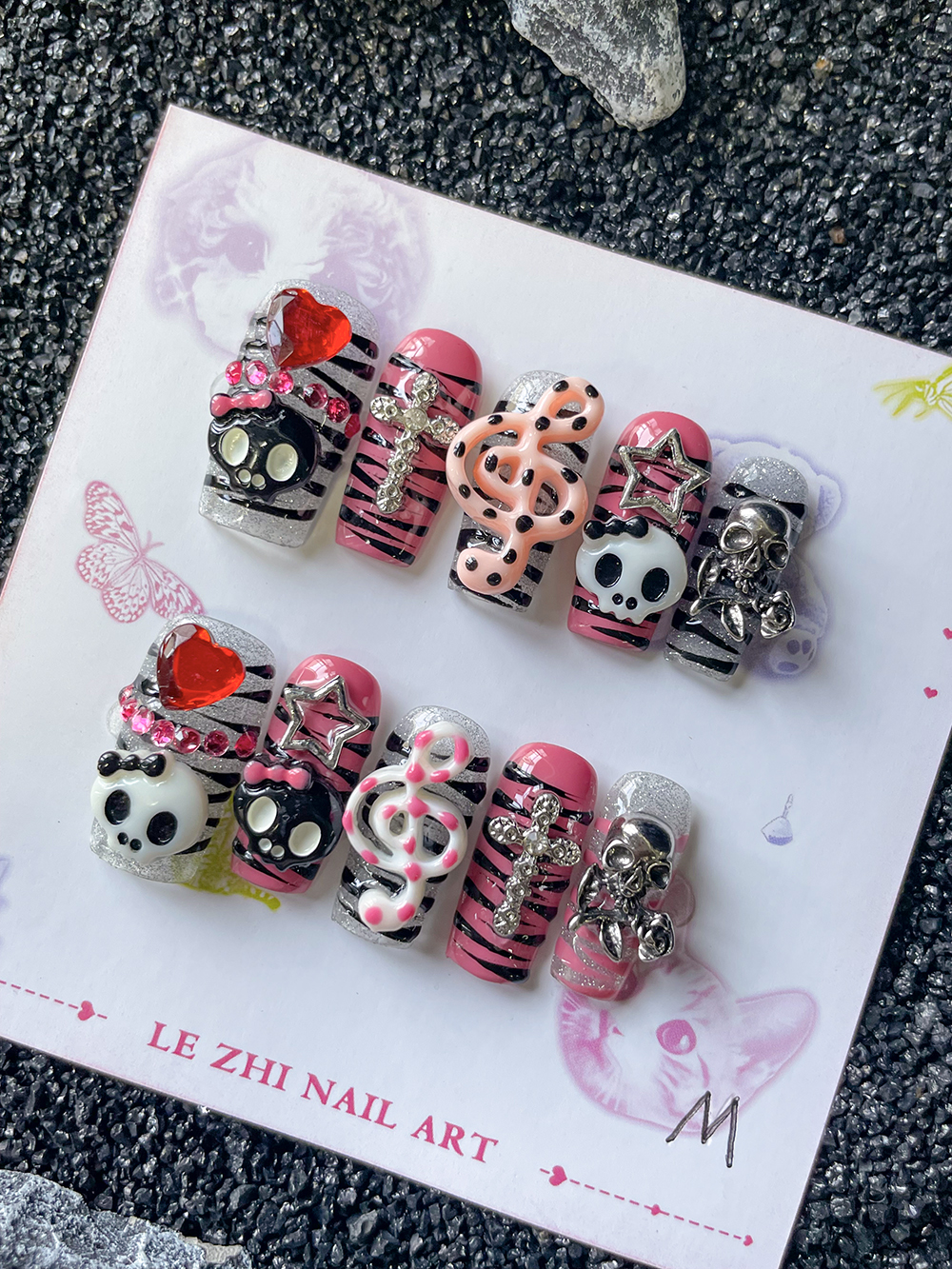 Y2K Hot Girl Skull Head Press  - Nail Art Zebra Design avis et prix