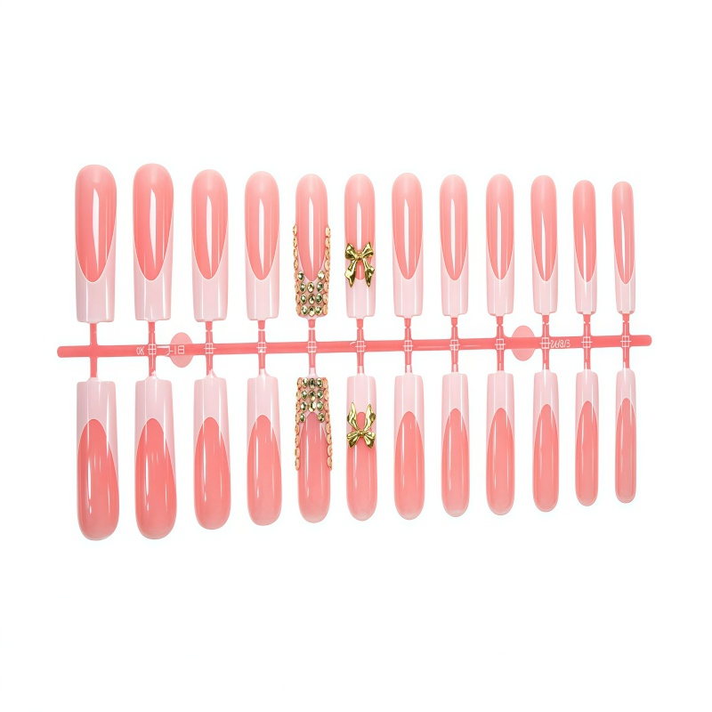24PCS nail kit featuring a gol - Nail Art Design avis et prix